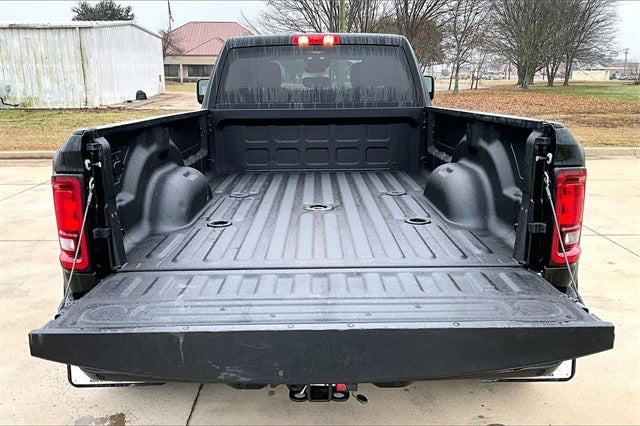 2026 RAM 3500 Lone Star Crew Cab 4x4 8' Box