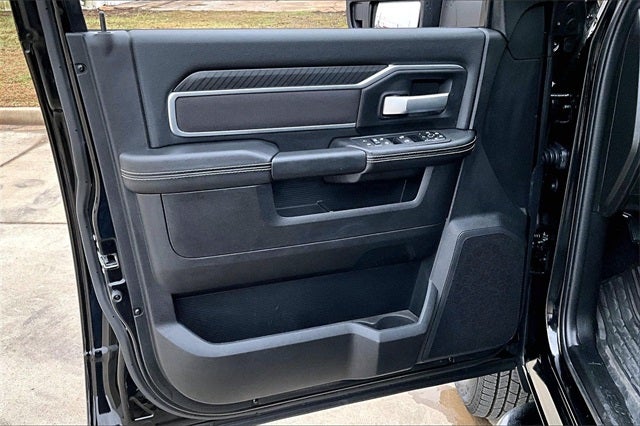 2026 RAM 3500 Lone Star Crew Cab 4x4 8' Box