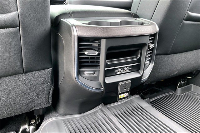 2026 RAM Ram 3500 RAM 3500 LARAMIE CREW CAB 4X4 8' BOX