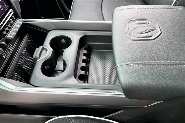 2026 RAM Ram 3500 RAM 3500 LARAMIE CREW CAB 4X4 8' BOX