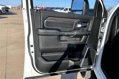 2026 RAM Ram 3500 RAM 3500 LARAMIE CREW CAB 4X4 8' BOX