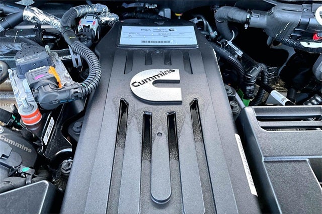 2026 RAM Ram 3500 RAM 3500 LARAMIE CREW CAB 4X4 8' BOX