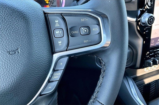 2026 RAM Ram 3500 RAM 3500 LARAMIE CREW CAB 4X4 8' BOX