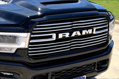 2023 RAM 3500 Laramie Crew Cab 4x4 8' Box