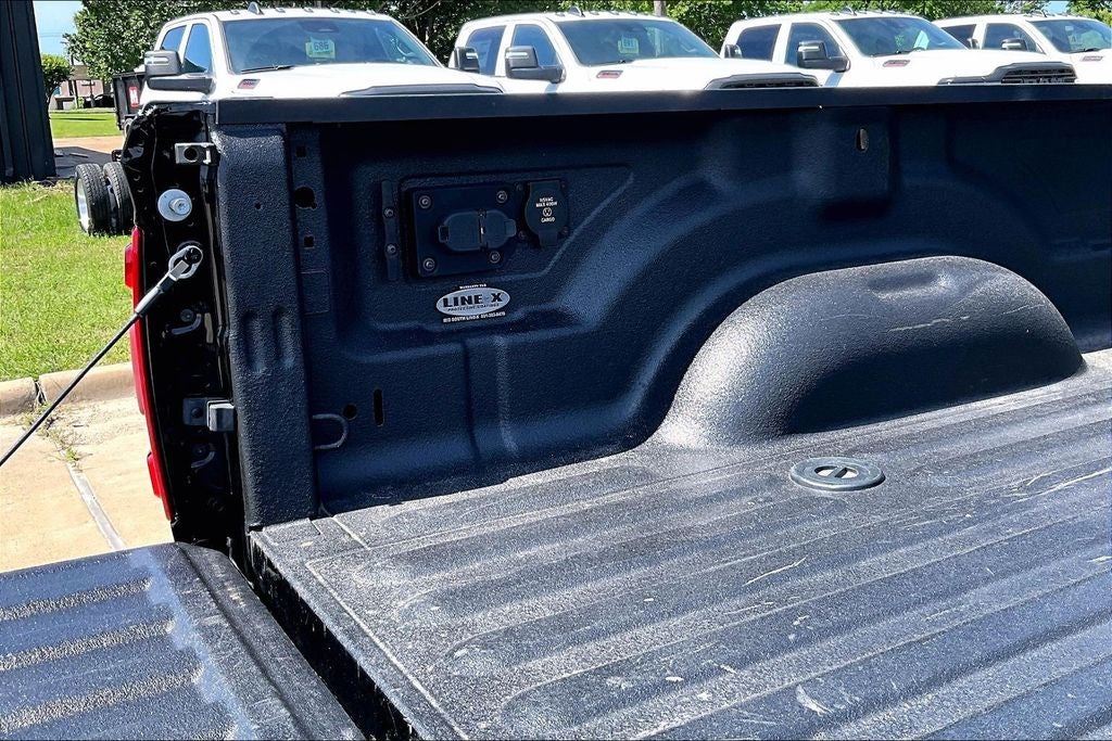 2023 RAM 3500 Laramie Crew Cab 4x4 8' Box