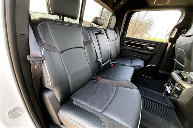 2026 RAM Ram 3500 RAM 3500 LARAMIE CREW CAB 4X4 8' BOX