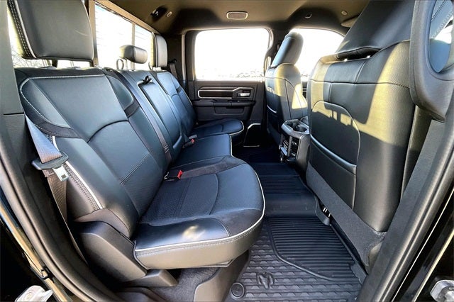 2026 RAM Ram 3500 RAM 3500 LARAMIE CREW CAB 4X4 8' BOX