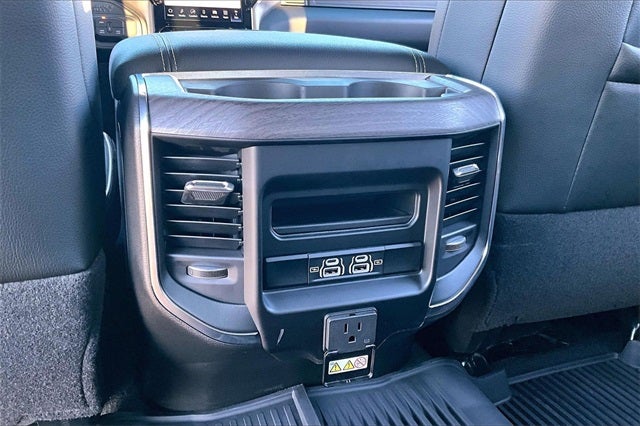 2026 RAM Ram 3500 RAM 3500 LARAMIE CREW CAB 4X4 8' BOX