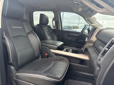 2024 RAM 3500 Laramie Crew Cab 4x4 8' Box