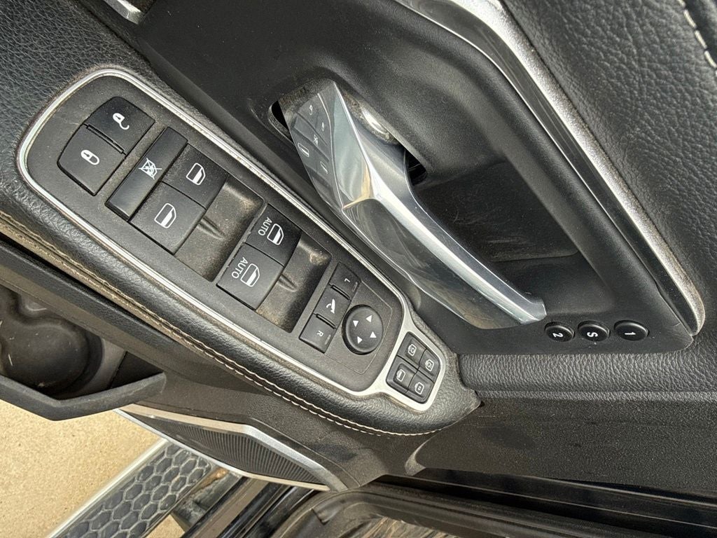 2024 RAM 3500 Laramie Crew Cab 4x4 8' Box