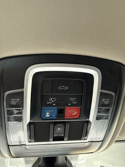 2024 RAM 3500 Laramie Crew Cab 4x4 8' Box