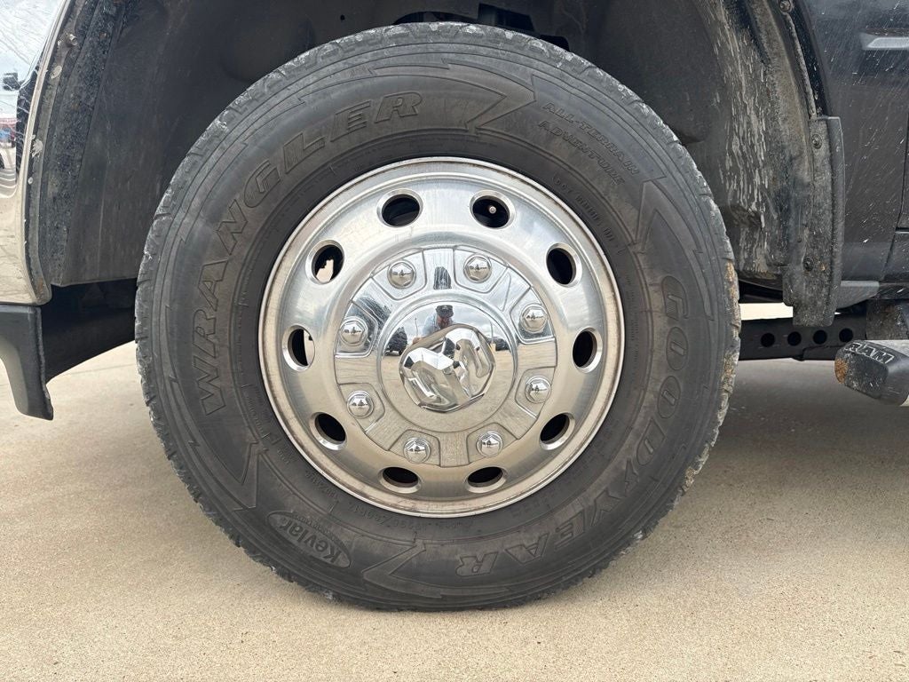 2024 RAM 3500 Laramie Crew Cab 4x4 8' Box