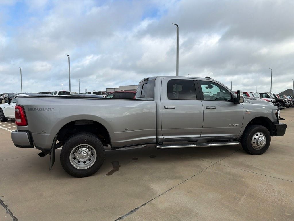 2024 RAM 3500 Laramie Crew Cab 4x4 8' Box
