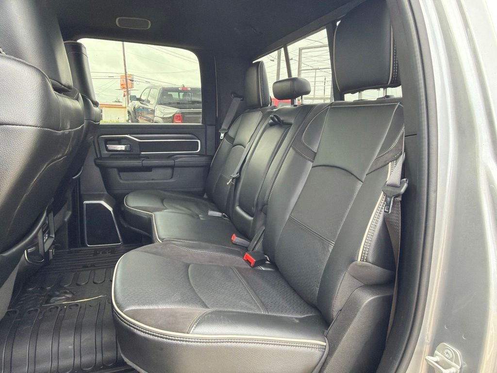 2024 RAM 3500 Laramie Crew Cab 4x4 8' Box