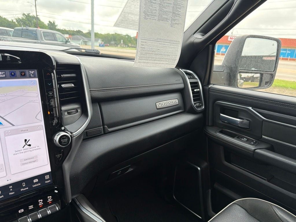 2024 RAM 3500 Laramie Crew Cab 4x4 8' Box