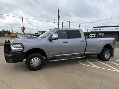 2024 RAM 3500 Laramie Crew Cab 4x4 8' Box