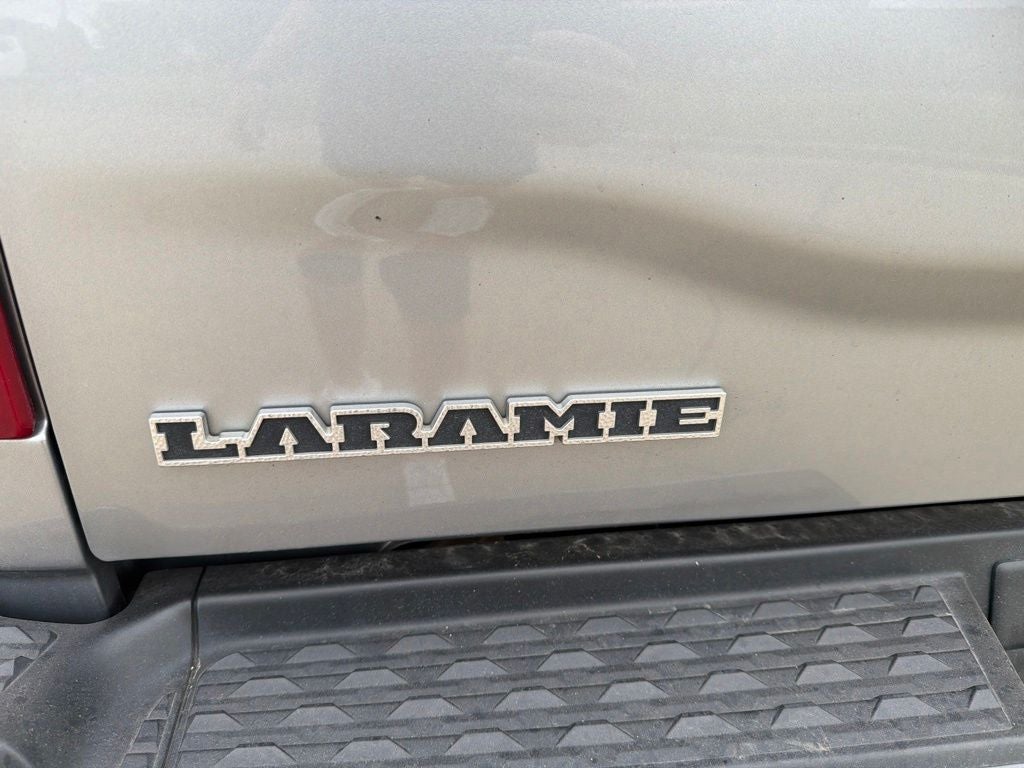 2024 RAM 3500 Laramie Crew Cab 4x4 8' Box
