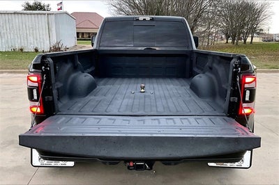 2023 RAM 3500 Laramie Crew Cab 4x4 8' Box