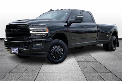 2023 RAM 3500 Laramie Crew Cab 4x4 8' Box
