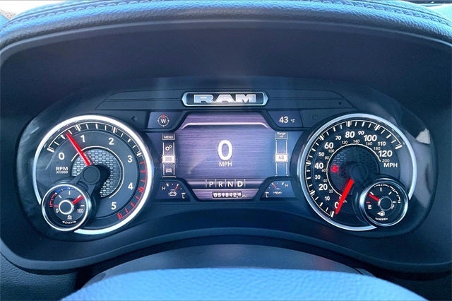 2023 RAM 3500 Laramie Crew Cab 4x4 8' Box