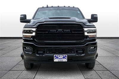 2023 RAM 3500 Laramie Crew Cab 4x4 8' Box