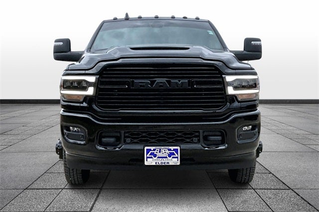 2023 RAM 3500 Laramie Crew Cab 4x4 8' Box