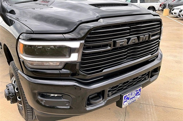 2023 RAM 3500 Laramie Crew Cab 4x4 8' Box