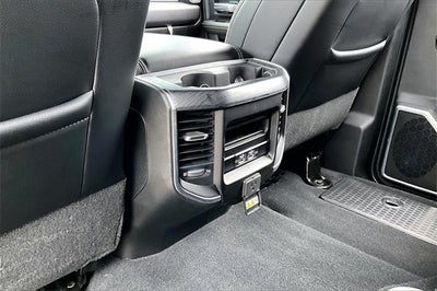 2023 RAM 3500 Laramie Crew Cab 4x4 8' Box