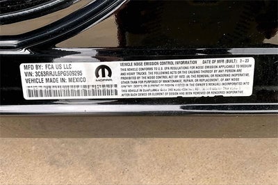 2023 RAM 3500 Laramie Crew Cab 4x4 8' Box