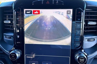 2023 RAM 3500 Laramie Crew Cab 4x4 8' Box