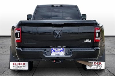 2023 RAM 3500 Laramie Crew Cab 4x4 8' Box