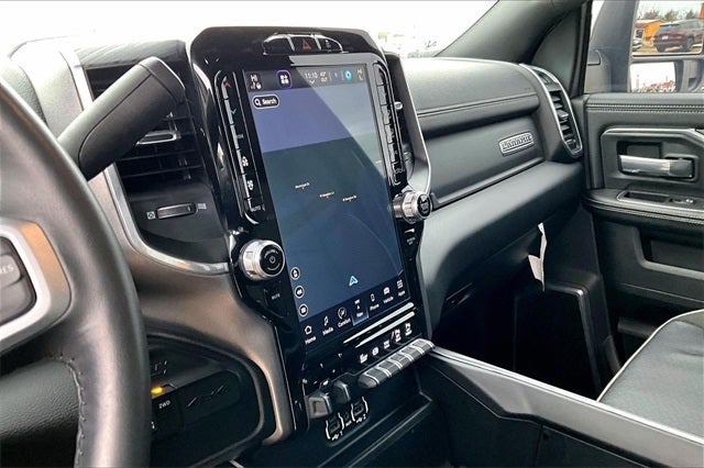 2023 RAM 3500 Laramie Crew Cab 4x4 8' Box