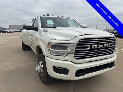 2022 RAM 3500 Laramie Crew Cab 4x4 8' Box