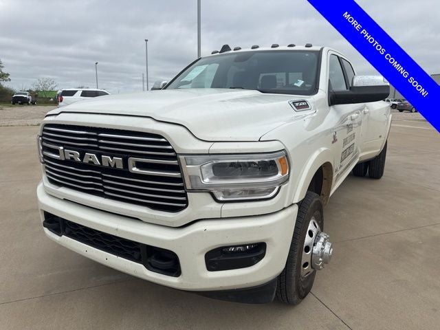 2022 RAM 3500 Laramie Crew Cab 4x4 8' Box