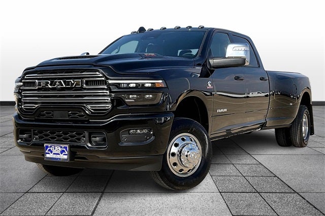 2026 RAM Ram 3500 RAM 3500 LARAMIE CREW CAB 4X4 8' BOX