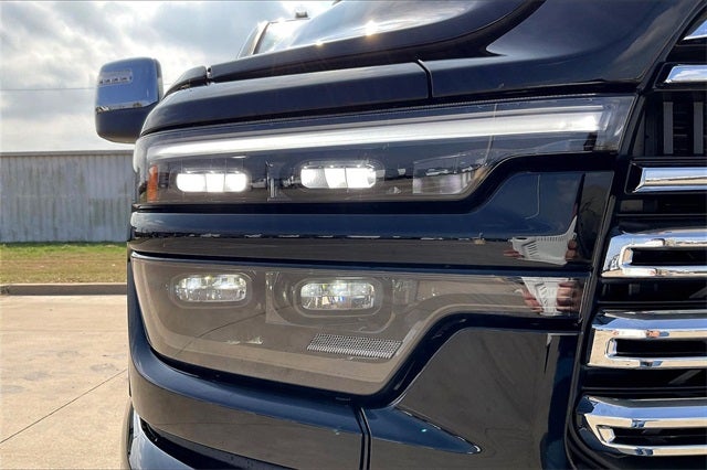 2026 RAM Ram 3500 RAM 3500 LARAMIE CREW CAB 4X4 8' BOX