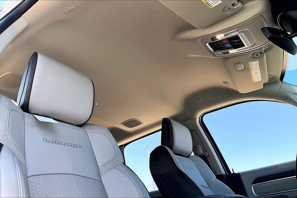 2026 RAM Ram 3500 RAM 3500 LARAMIE MEGA CAB 4X4 6'4' BOX