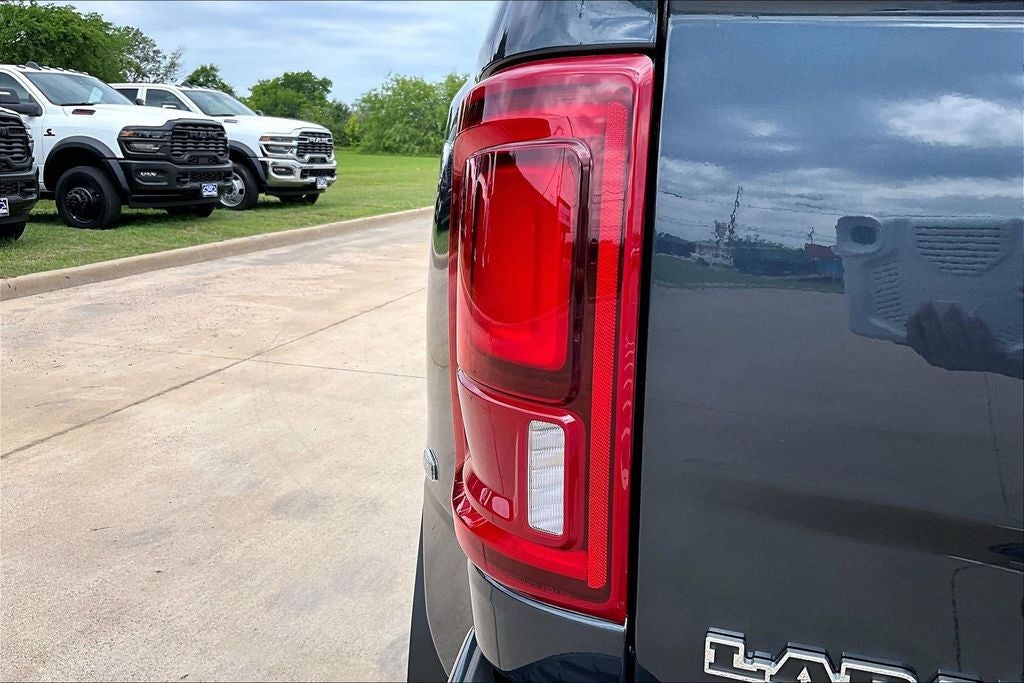 2026 RAM Ram 3500 RAM 3500 LARAMIE MEGA CAB 4X4 6'4' BOX