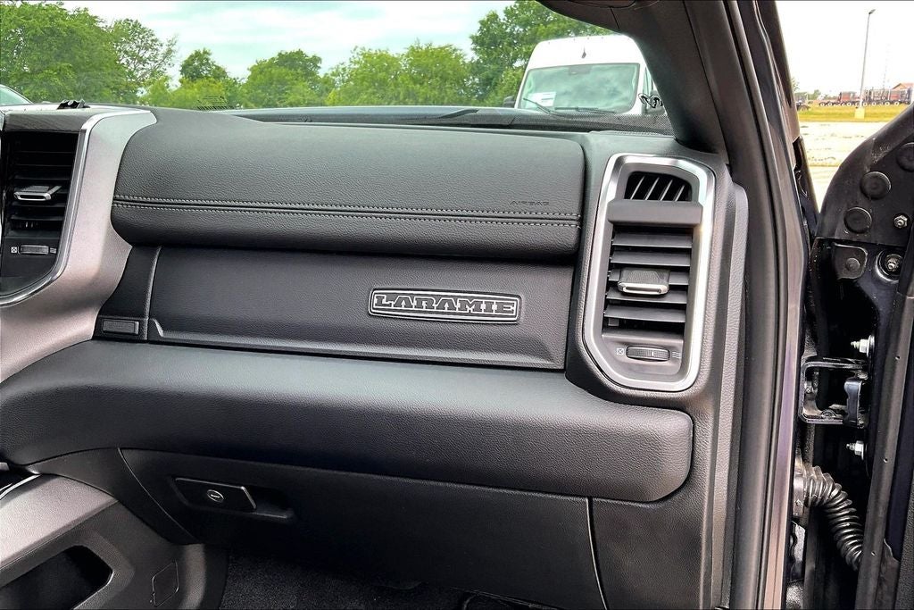 2026 RAM Ram 3500 RAM 3500 LARAMIE MEGA CAB 4X4 6'4' BOX