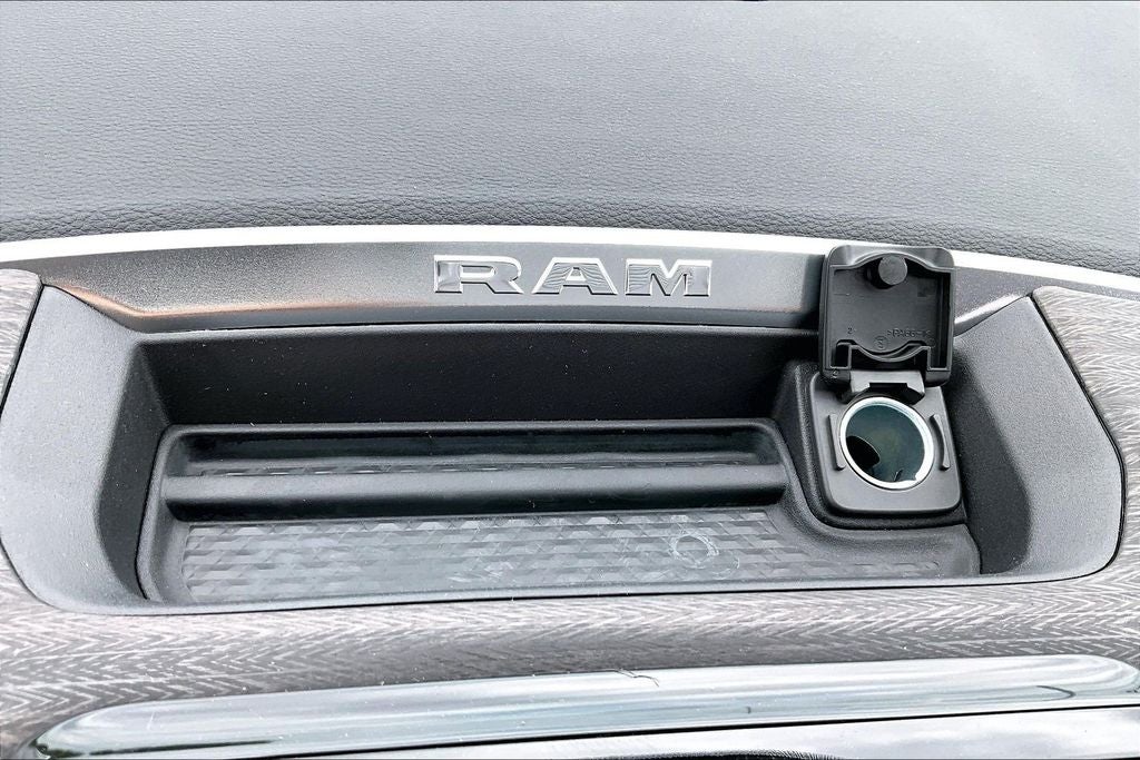 2026 RAM Ram 3500 RAM 3500 LARAMIE MEGA CAB 4X4 6'4' BOX