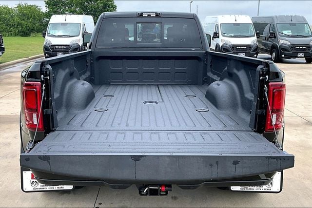 2026 RAM Ram 3500 RAM 3500 LIMITED LONGHORN CREW CAB 4X4 8' BOX