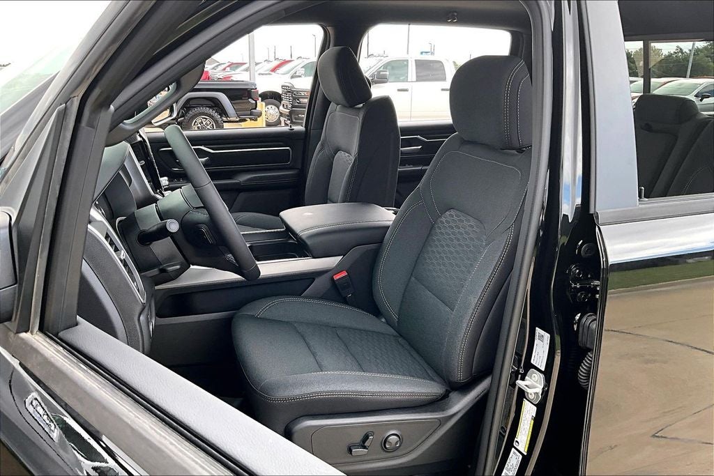 2026 RAM 1500 RAM 1500 LONE STAR CREW CAB 4X2 5'7' BOX