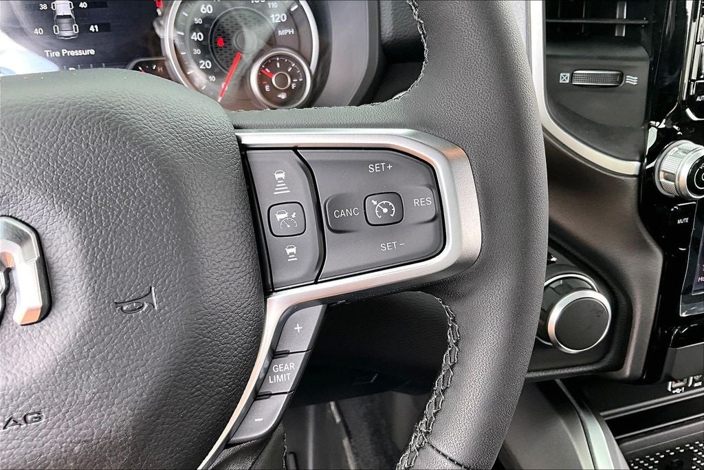 2026 RAM 1500 RAM 1500 LONE STAR CREW CAB 4X2 5'7' BOX