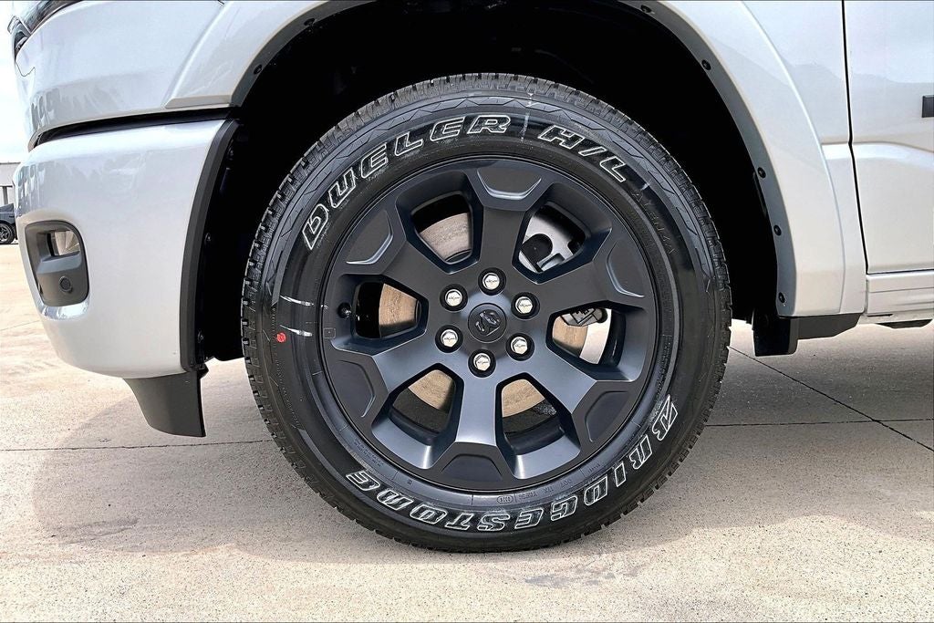 2026 RAM Ram 1500 RAM 1500 LONE STAR CREW CAB 4X2 5'7' BOX