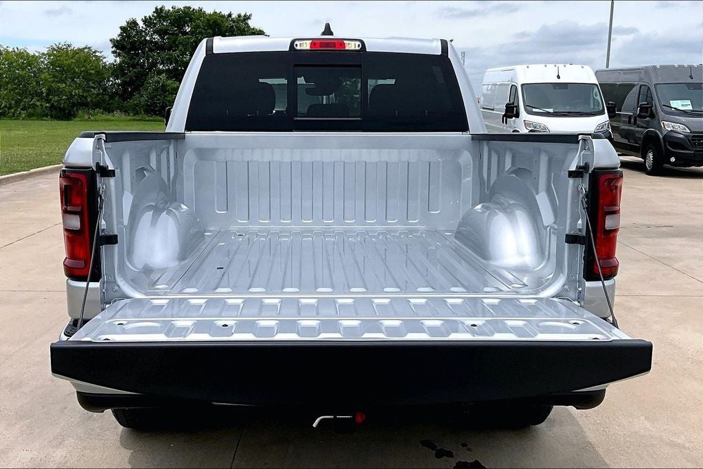 2026 RAM Ram 1500 RAM 1500 LONE STAR CREW CAB 4X2 5'7' BOX