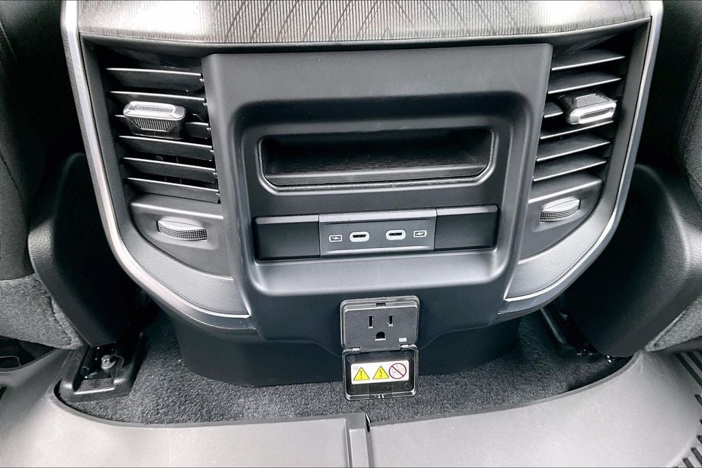 2026 RAM Ram 1500 RAM 1500 LONE STAR CREW CAB 4X2 5'7' BOX