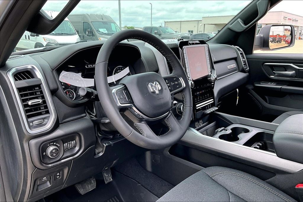 2026 RAM Ram 1500 RAM 1500 LONE STAR CREW CAB 4X2 5'7' BOX