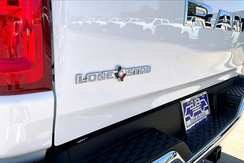 2026 RAM Ram 1500 RAM 1500 LONE STAR CREW CAB 4X2 5'7' BOX