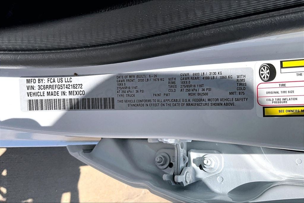 2026 RAM Ram 1500 RAM 1500 LONE STAR CREW CAB 4X2 5'7' BOX