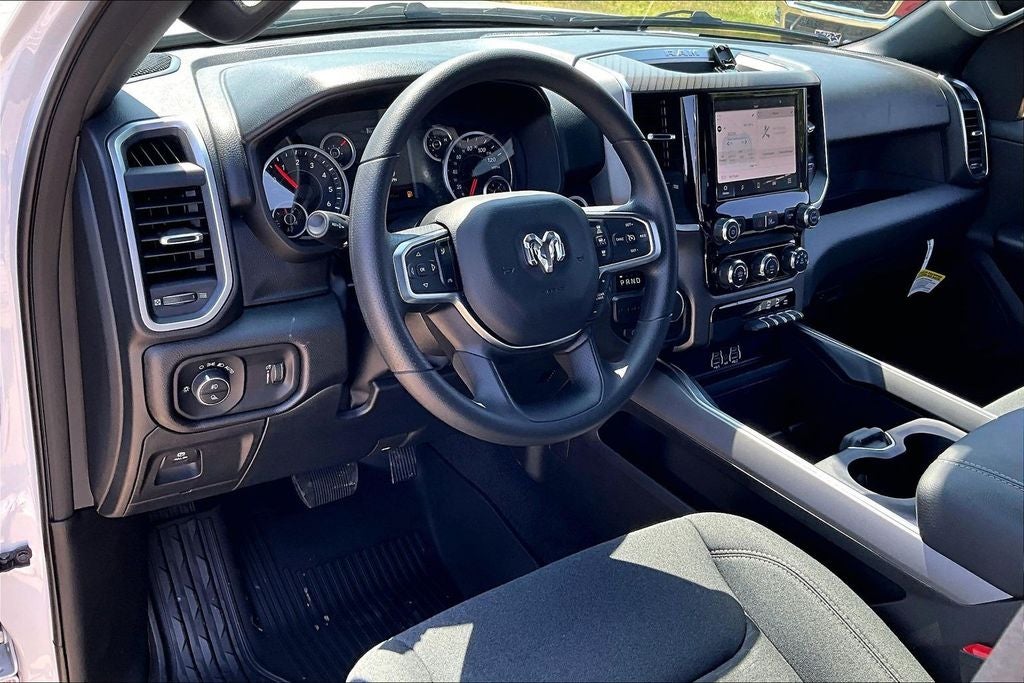 2026 RAM Ram 1500 RAM 1500 LONE STAR CREW CAB 4X2 5'7' BOX